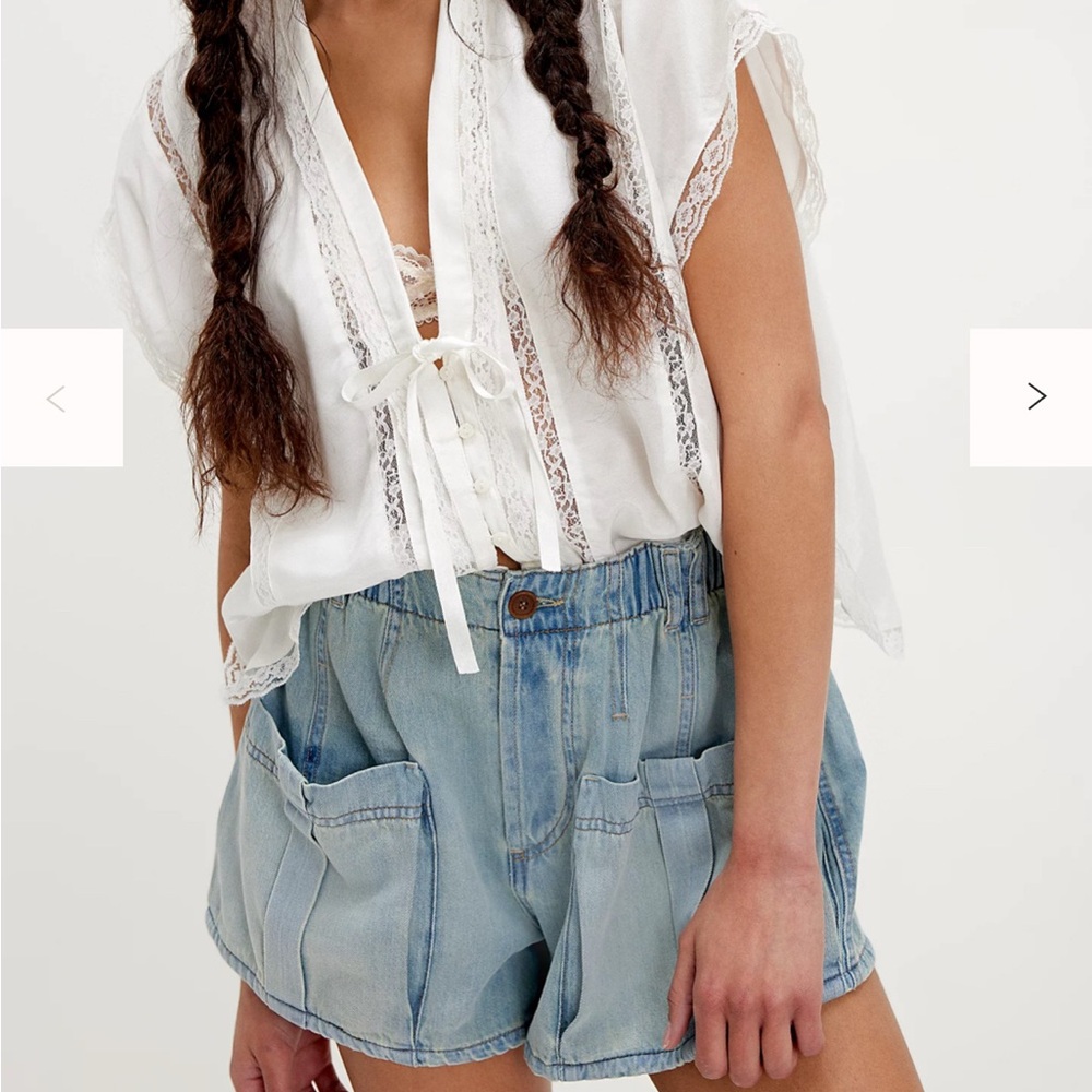 We the free Shot Caller pull on Light Blue denim Shorts